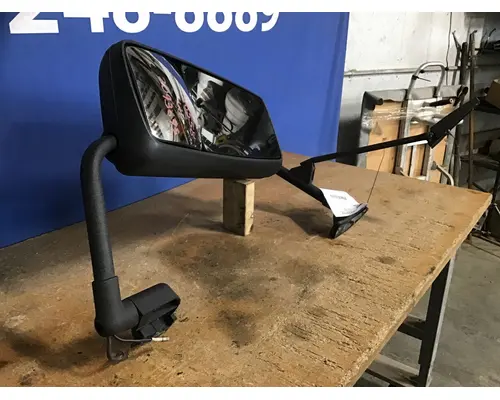 VOLVO VNL MIRROR ASSEMBLY CABDOOR