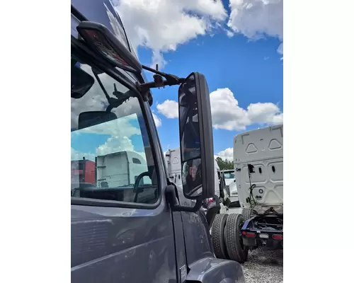 VOLVO VNL MIRROR ASSEMBLY CABDOOR