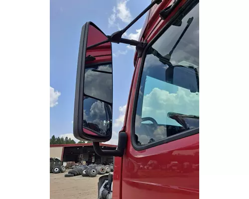 VOLVO VNL MIRROR ASSEMBLY CABDOOR