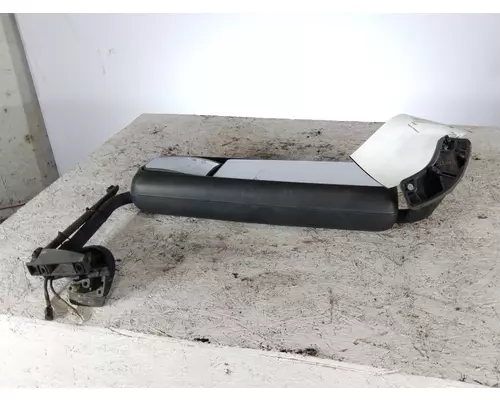 VOLVO VNL MIRROR ASSEMBLY CABDOOR