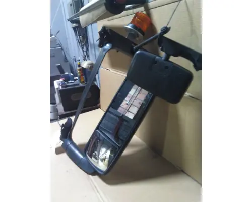 VOLVO VNL MIRROR ASSEMBLY CABDOOR
