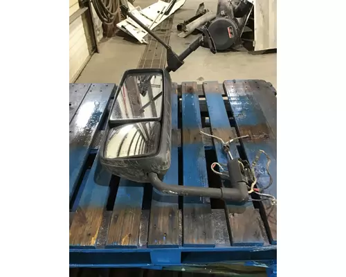 VOLVO VNL MIRROR ASSEMBLY CABDOOR