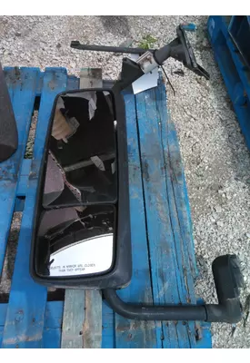 VOLVO VNL MIRROR ASSEMBLY CAB/DOOR