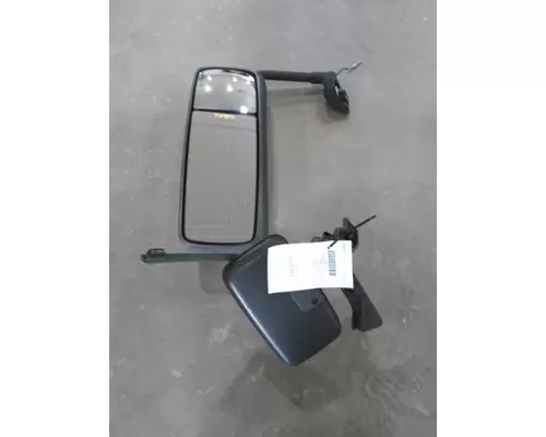 VOLVO VNL MIRROR ASSEMBLY CABDOOR