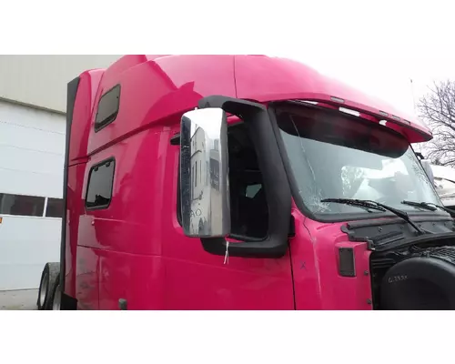 VOLVO VNL MIRROR ASSEMBLY CABDOOR