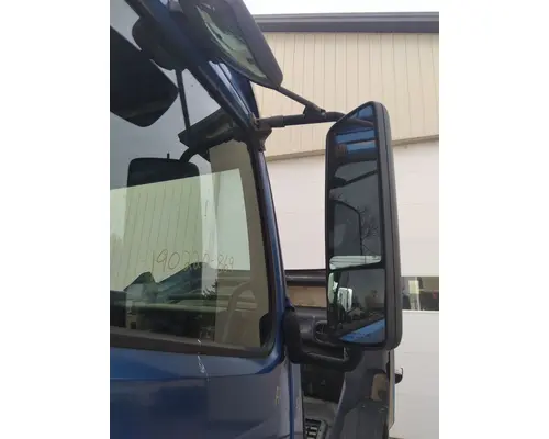 VOLVO VNL MIRROR ASSEMBLY CABDOOR