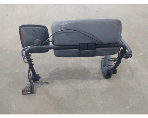 VOLVO VNL MIRROR ASSEMBLY CABDOOR