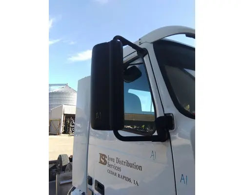 VOLVO VNL MIRROR ASSEMBLY CABDOOR