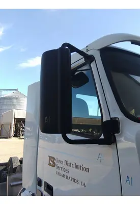 VOLVO VNL MIRROR ASSEMBLY CAB/DOOR