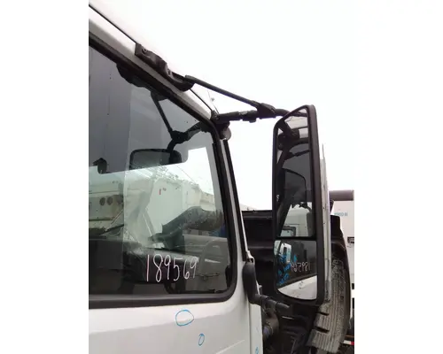 VOLVO VNL MIRROR ASSEMBLY CABDOOR