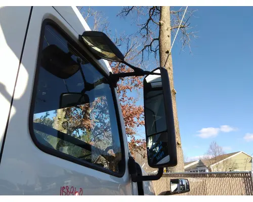 VOLVO VNL MIRROR ASSEMBLY CABDOOR