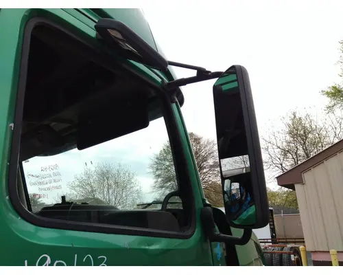 VOLVO VNL MIRROR ASSEMBLY CABDOOR