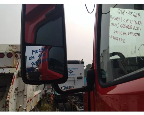 VOLVO VNL MIRROR ASSEMBLY CABDOOR
