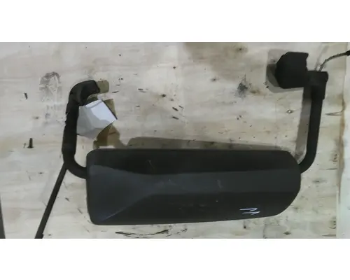 VOLVO VNL MIRROR ASSEMBLY CABDOOR