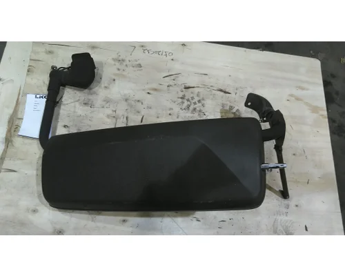 VOLVO VNL MIRROR ASSEMBLY CABDOOR