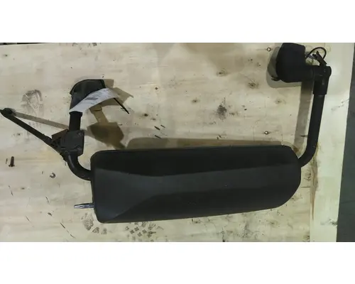 VOLVO VNL MIRROR ASSEMBLY CABDOOR
