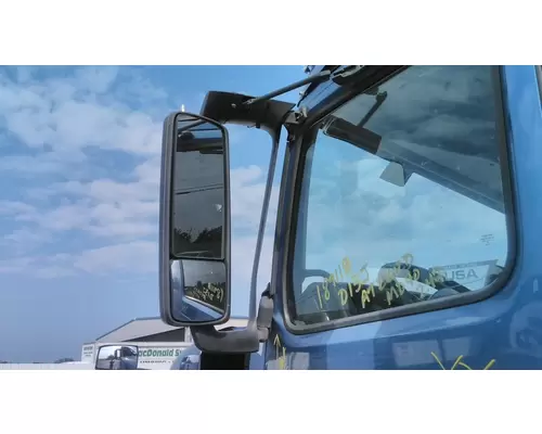 VOLVO VNL MIRROR ASSEMBLY CABDOOR