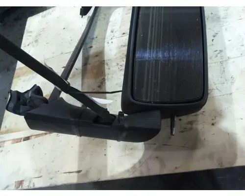 VOLVO VNL MIRROR ASSEMBLY CABDOOR