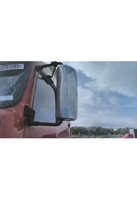 VOLVO VNL MIRROR ASSEMBLY CAB/DOOR