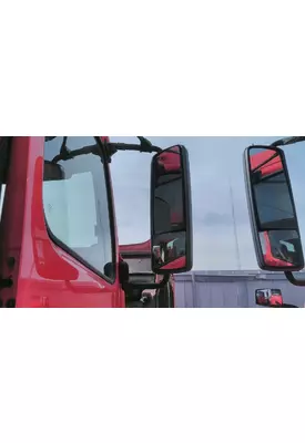 VOLVO VNL MIRROR ASSEMBLY CAB/DOOR