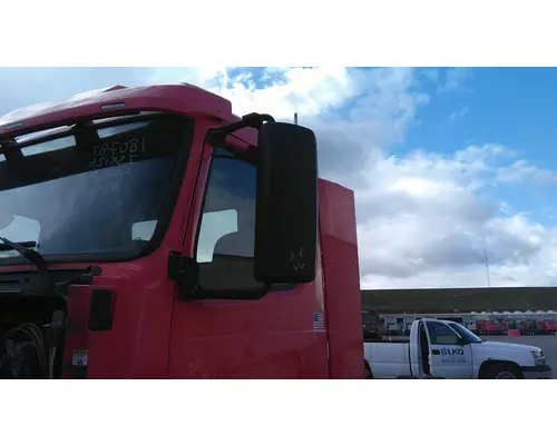 VOLVO VNL MIRROR ASSEMBLY CABDOOR
