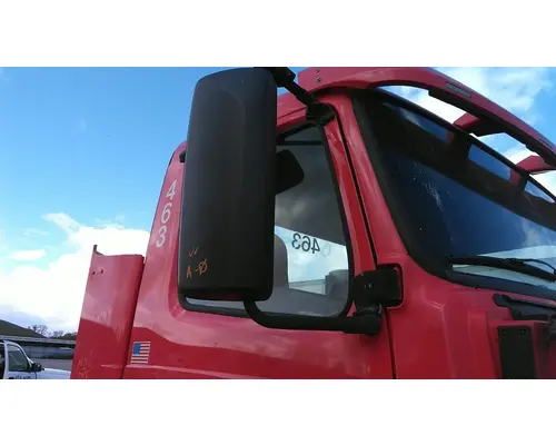 VOLVO VNL MIRROR ASSEMBLY CABDOOR