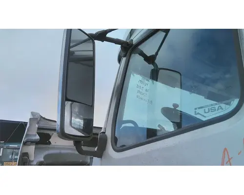 VOLVO VNL MIRROR ASSEMBLY CABDOOR