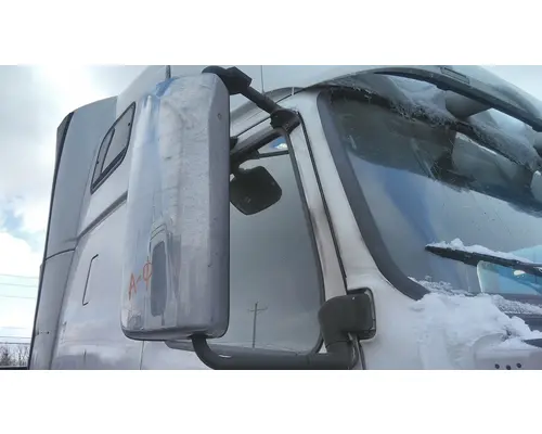 VOLVO VNL MIRROR ASSEMBLY CABDOOR
