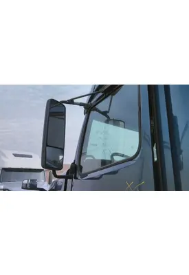 VOLVO VNL MIRROR ASSEMBLY CAB/DOOR