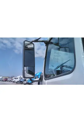 VOLVO VNL MIRROR ASSEMBLY CAB/DOOR