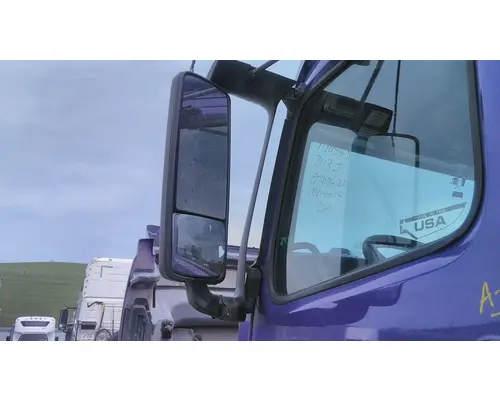 VOLVO VNL MIRROR ASSEMBLY CABDOOR
