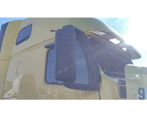 VOLVO VNL MIRROR ASSEMBLY CABDOOR