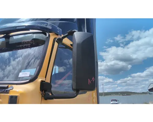 VOLVO VNL MIRROR ASSEMBLY CABDOOR
