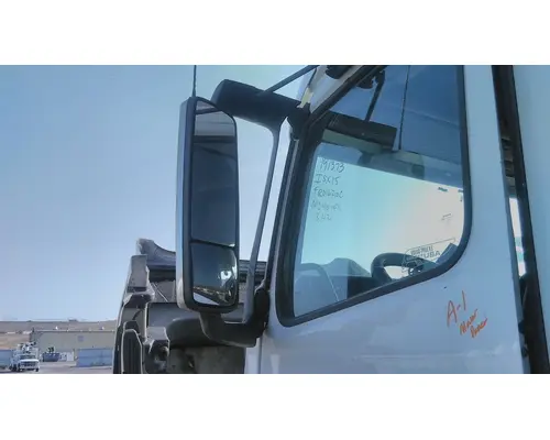 VOLVO VNL MIRROR ASSEMBLY CABDOOR