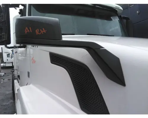 VOLVO VNL MIRROR ASSEMBLY FENDERHOOD