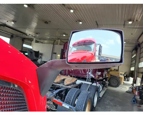 VOLVO VNL MIRROR ASSEMBLY FENDERHOOD