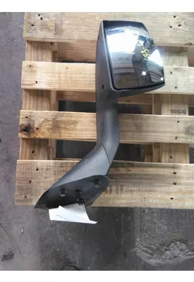 VOLVO VNL MIRROR ASSEMBLY FENDER/HOOD