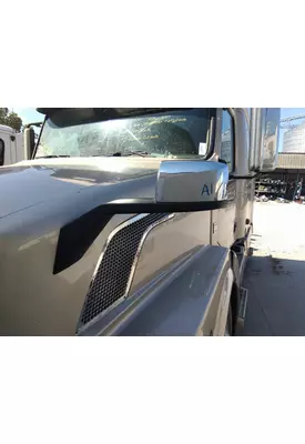 VOLVO VNL MIRROR ASSEMBLY FENDER/HOOD