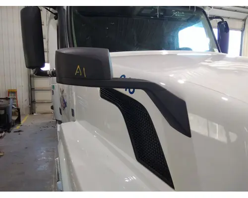 VOLVO VNL MIRROR ASSEMBLY FENDERHOOD