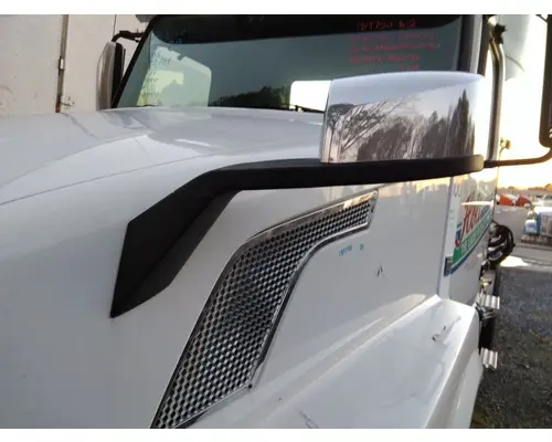 VOLVO VNL MIRROR ASSEMBLY FENDERHOOD