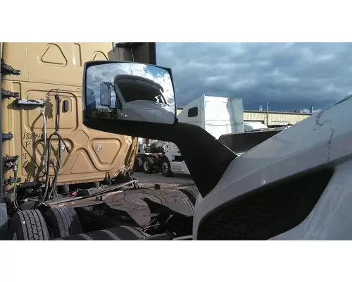 VOLVO VNL MIRROR ASSEMBLY FENDERHOOD