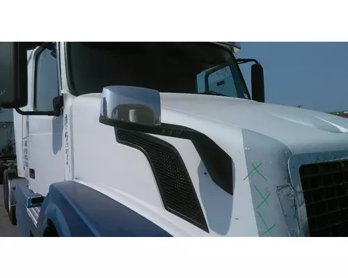 VOLVO VNL MIRROR ASSEMBLY FENDERHOOD