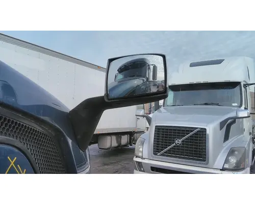 VOLVO VNL MIRROR ASSEMBLY FENDERHOOD
