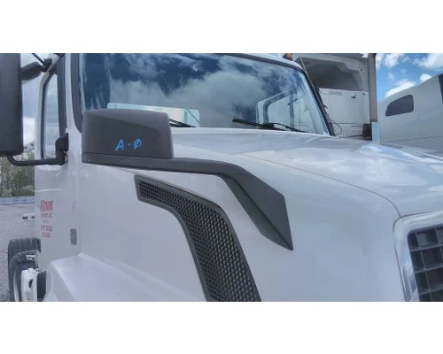 VOLVO VNL MIRROR ASSEMBLY FENDERHOOD
