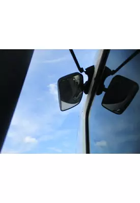 VOLVO VNL MIRROR LOOK DOWN