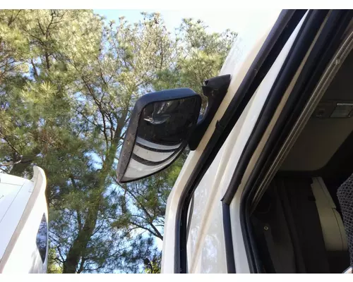 VOLVO VNL MIRROR LOOK DOWN