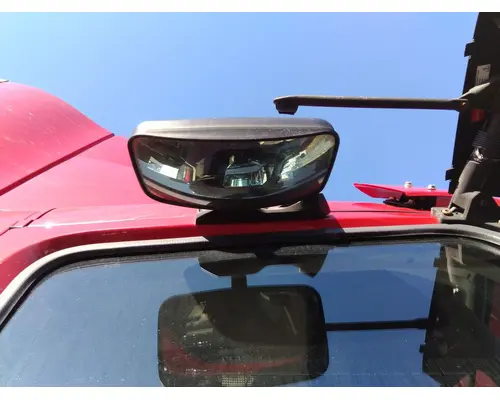 VOLVO VNL MIRROR LOOK DOWN