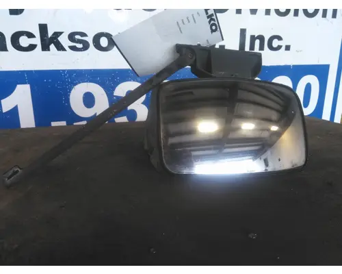 VOLVO VNL MIRROR LOOK DOWN