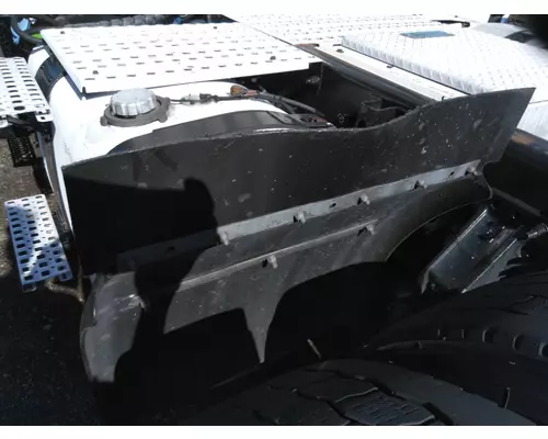 VOLVO VNL MUD FLAP HANGER