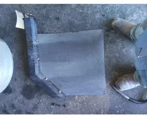 VOLVO VNL MUD FLAP HANGER